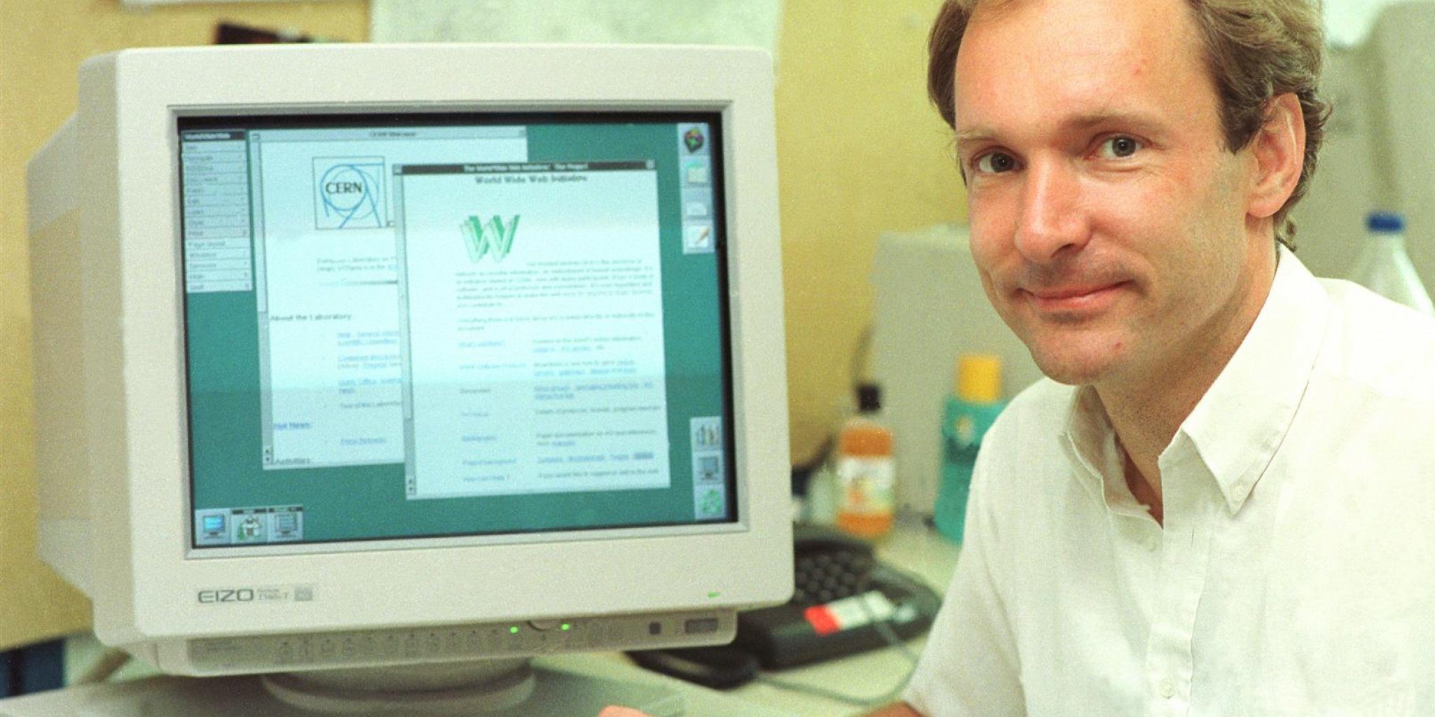 30yearswww World Wide Web
